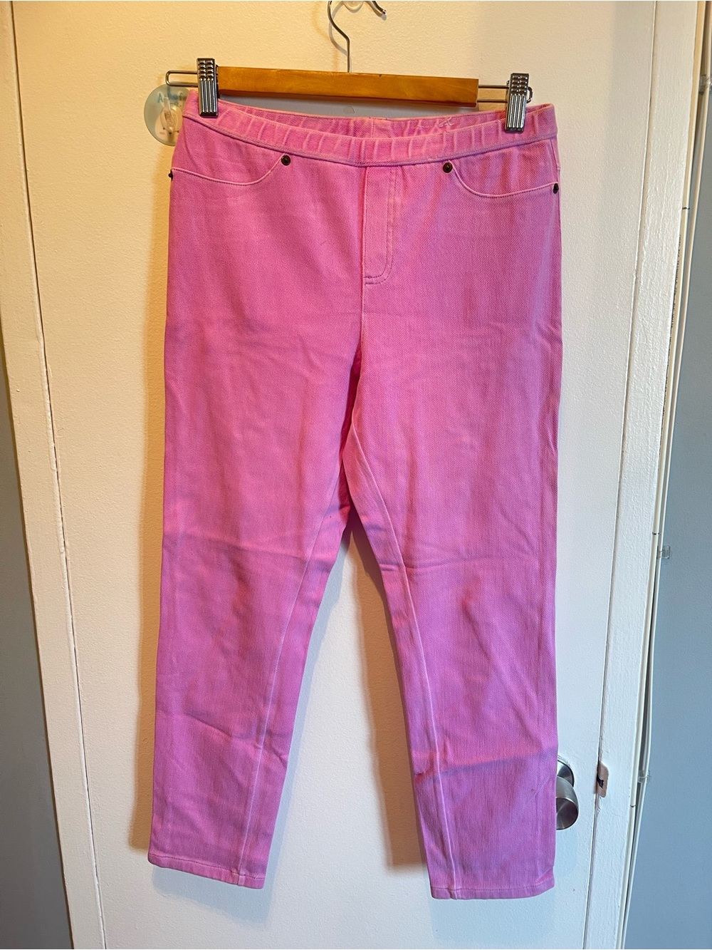 Nwot Bright Pink/Purple Stretchy Jeggings Size M Cotton.